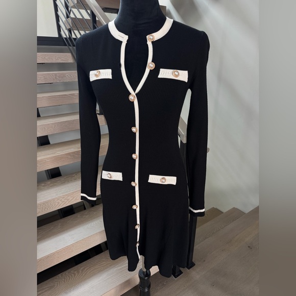 New Chic Black and White Long Sleeve Dress size S - Picture 2 of 7